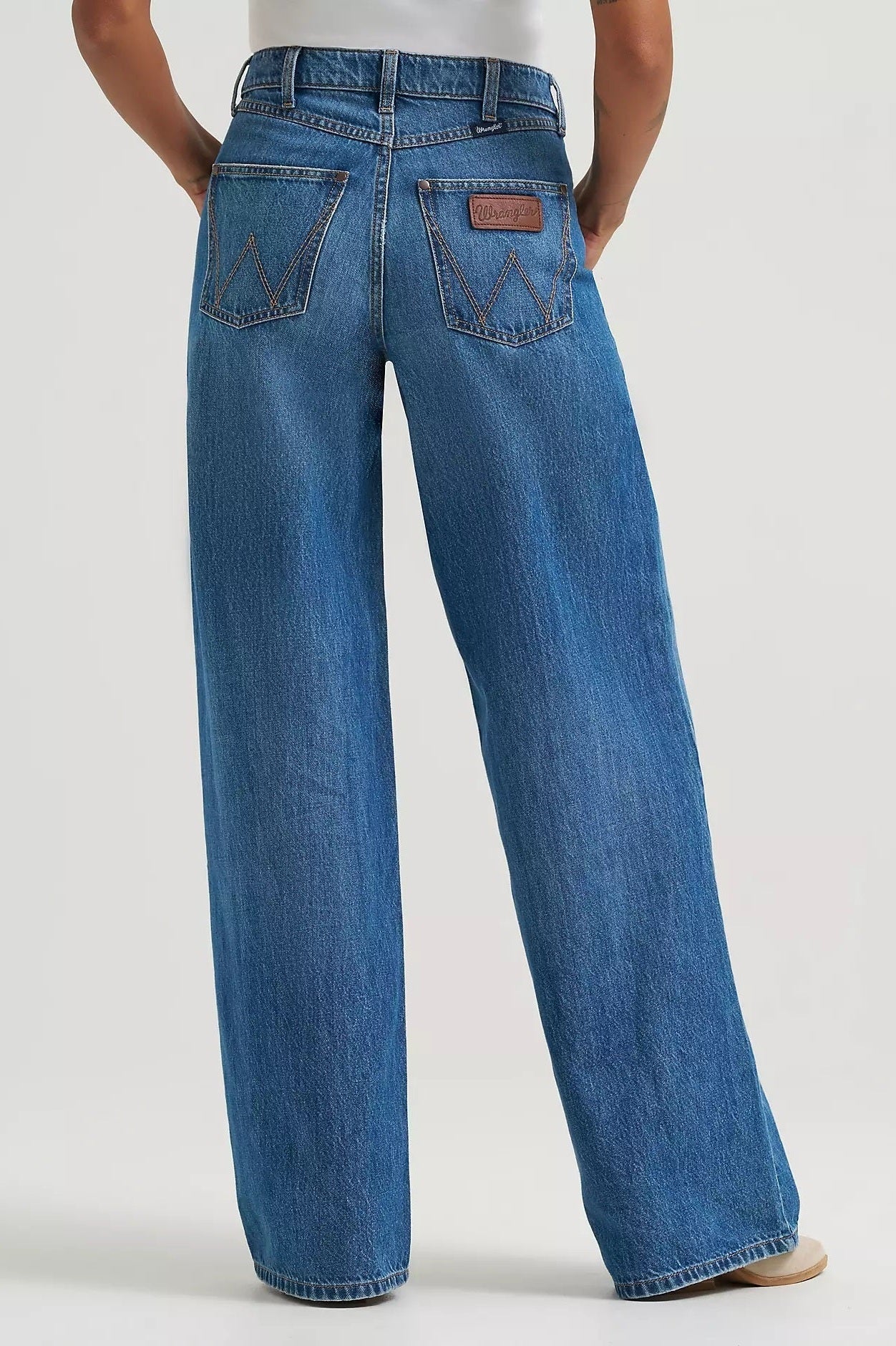 Hi-rise Wide Leg Bailey Jean
