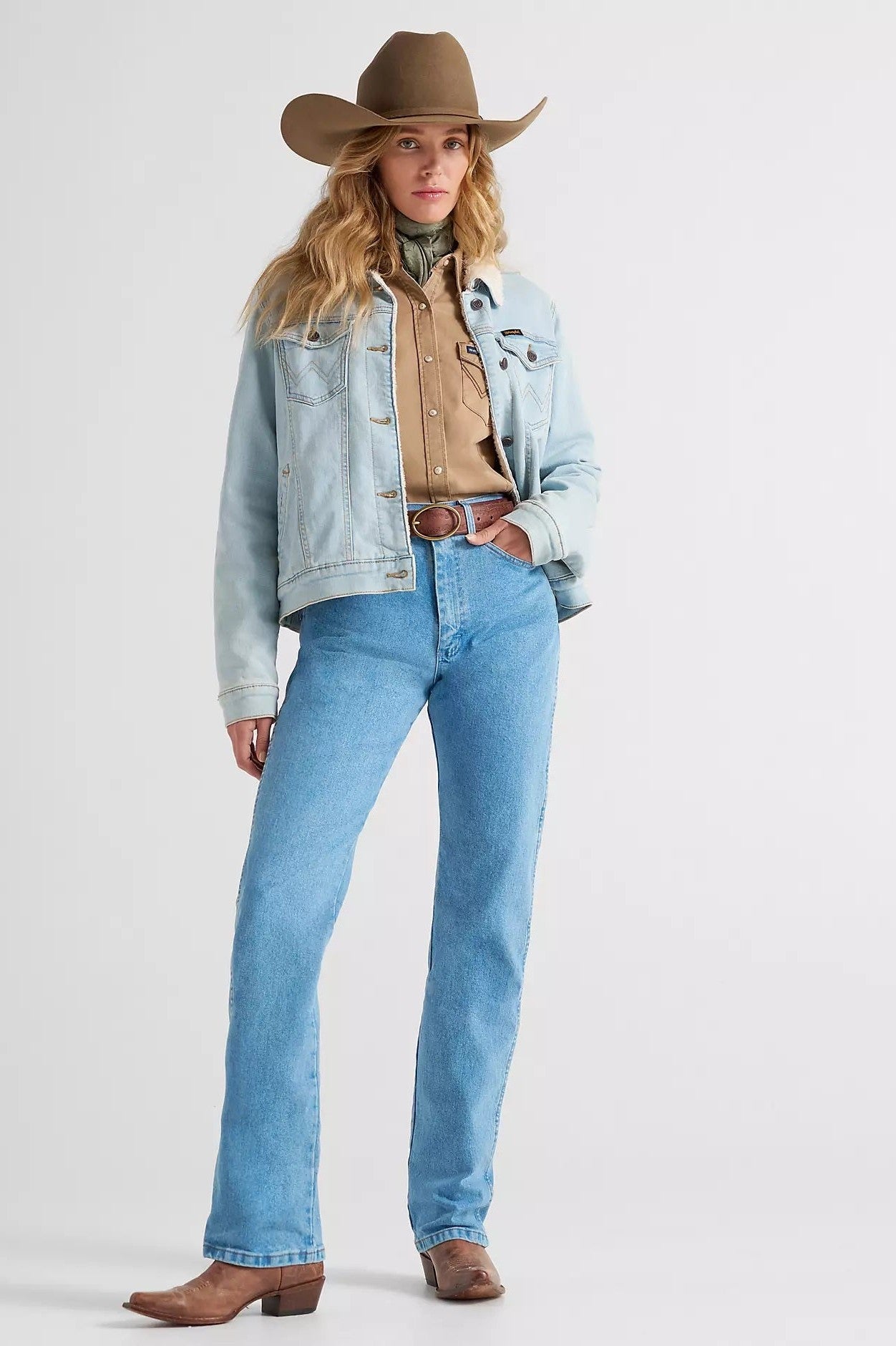 Cowgirl Cut Slim Fit Jeans